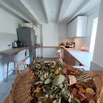 Le Du Renard, A Cote De La Meuse Et Dinant *