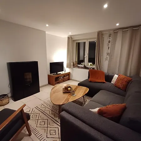 Le Du Renard, A Cote De La Meuse Et Dinant *